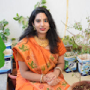 Meet your Posher, Anushka